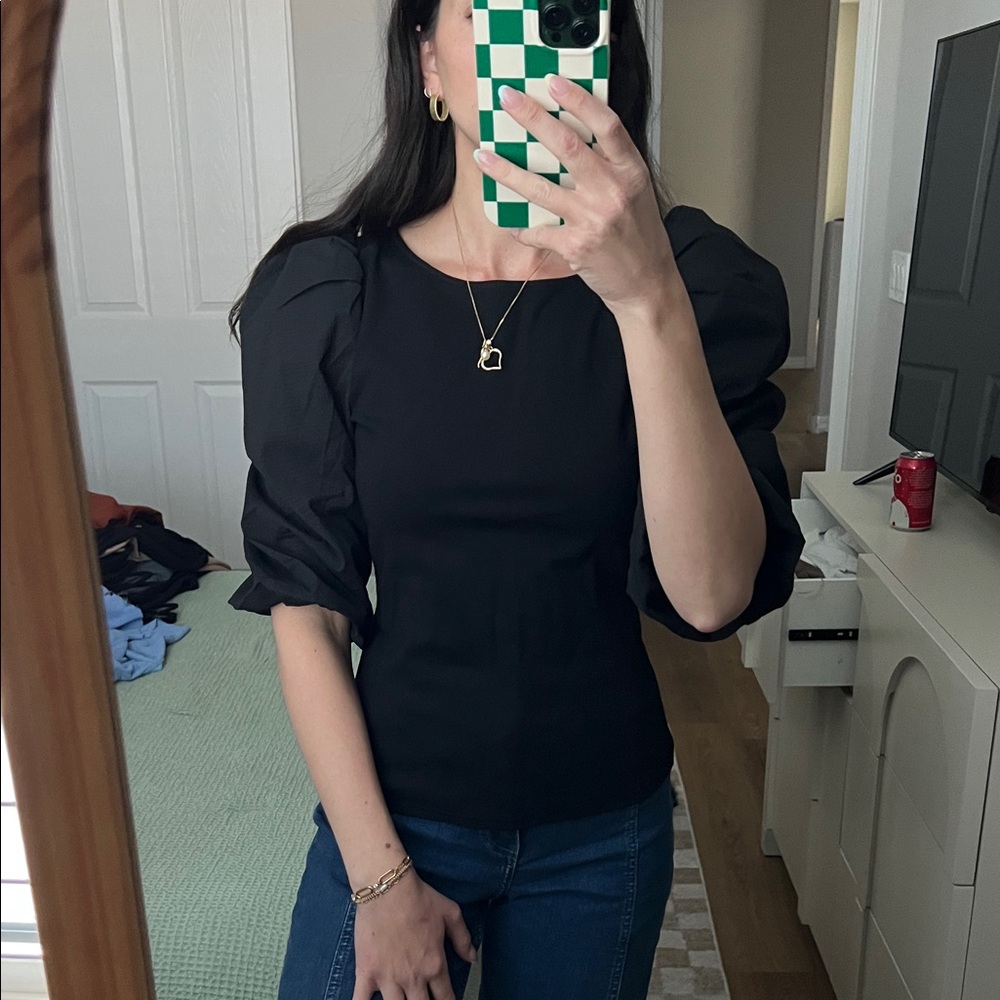 Chic Black Puff Sleeve Blouse